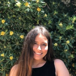 Meet your Posher, Beatriz